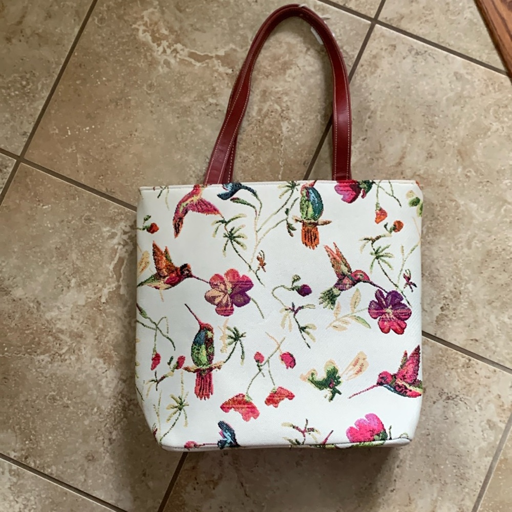 NWOT hummingbird theme tote bag